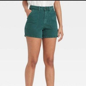 SOLD OUT Universal Thread Forest Green Carpenter Shorts